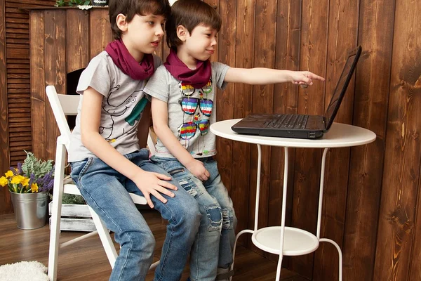 德州扑克app真人游戏